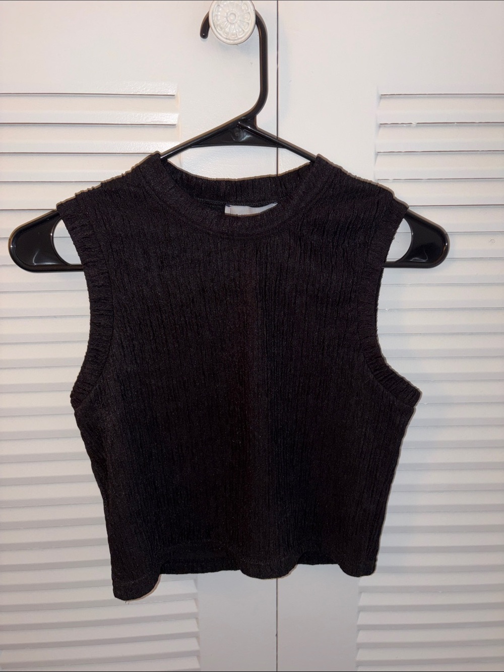 Ribbed Mock Neck Cropped Tank Top - Black